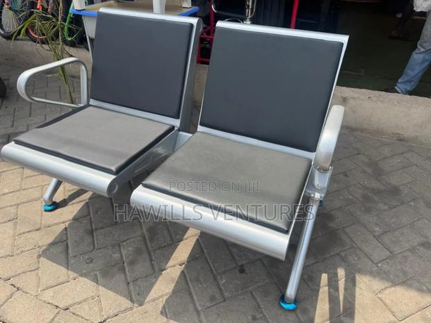 2 in 1 Waiting Metal Chair · Photo 2