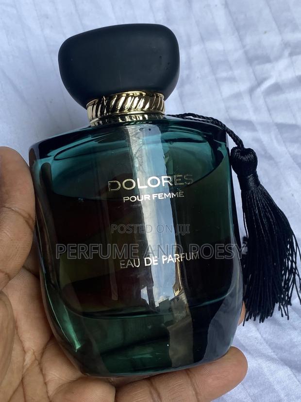 Dolores Perfume · Photo 3