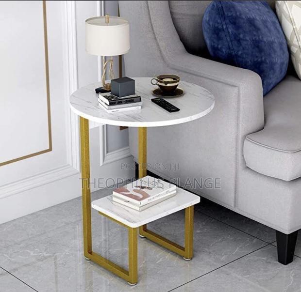 2 Layer Side Table / Coffee Table · Photo 2