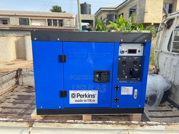 Powered by Perkins Engine photo 4