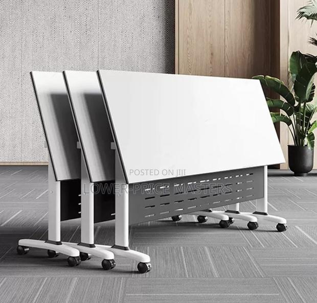 Foldable Conference Table · Photo 4