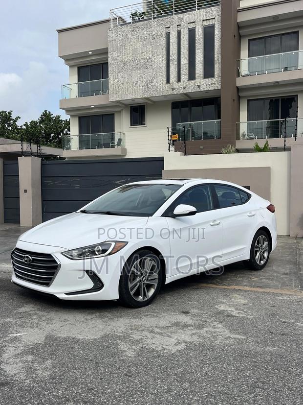 Hyundai Elantra SE Sedan FWD (2.0L 4cyl 6M) 2017 White photo 3