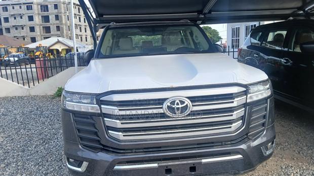 New Toyota Land Cruiser 1958 2025 Black photo 3