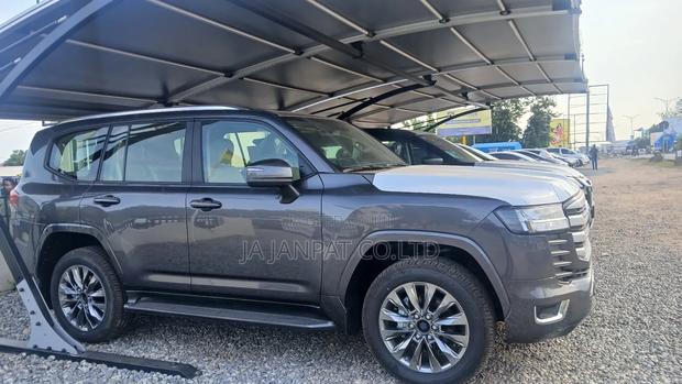 New Toyota Land Cruiser 1958 2025 Black photo 5