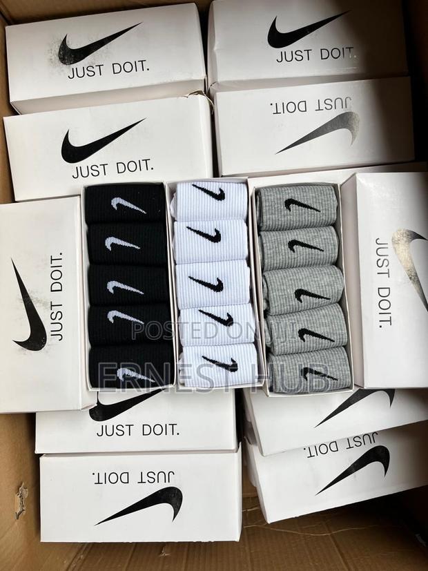 Nike Socks · Photo 4