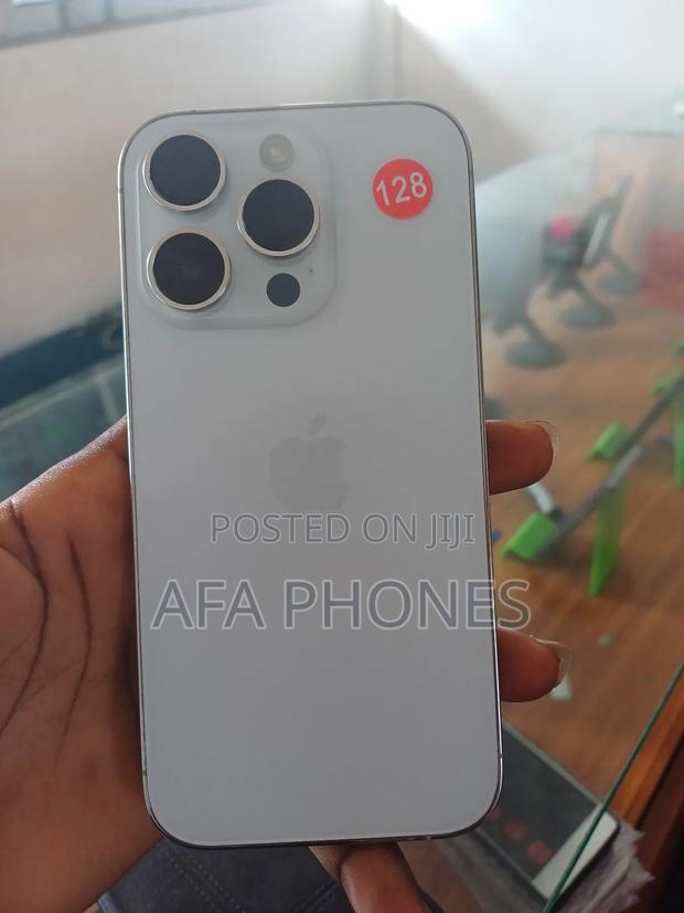 Apple iPhone 14 Pro 128 GB Silver photo 2