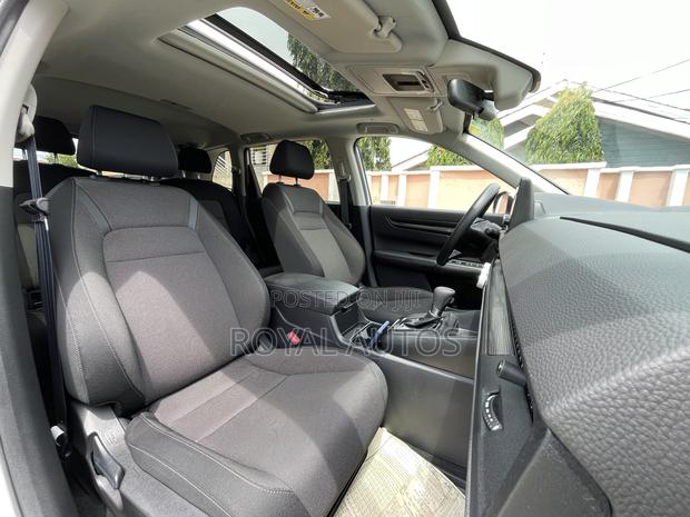 Honda CR-V EX AWD 2023 White photo 7