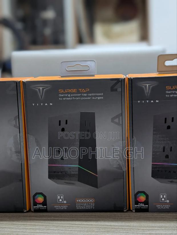 Titan - 6 Outlet Ultrashielding 120v Tap Surge Protector photo 8