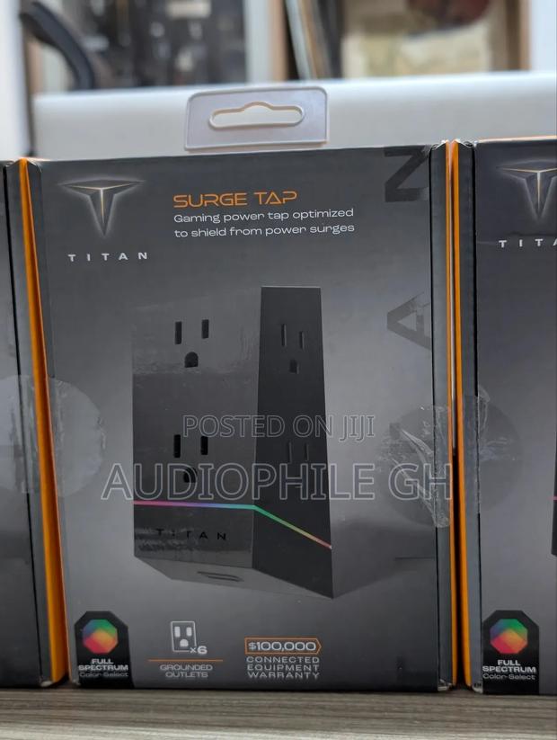 Titan - 6 Outlet Ultrashielding 120v Tap Surge Protector photo 9