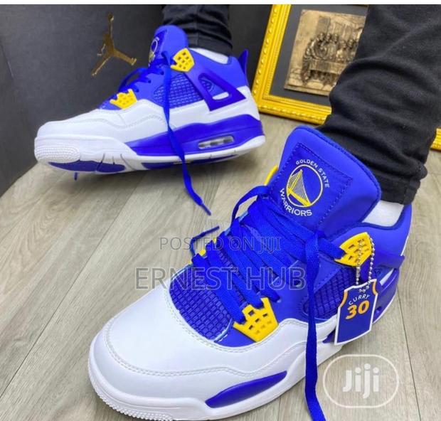 Jordan 4 Curry Warrior · Photo 4