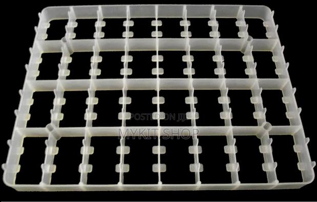 32 Hole Incubator Geese Tray · Photo 2