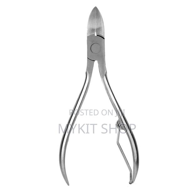 Piglet Teeth Cutter · Photo 2