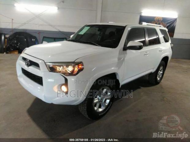 Toyota 4-Runner TRD Pro 2022 White photo 2