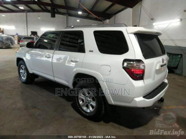 Toyota 4-Runner TRD Pro 2022 White photo 4
