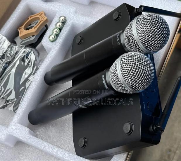 Shure GLX D4 2 in 1 Wireless Microphone · Photo 4