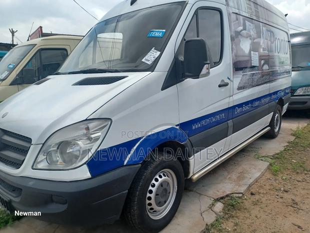 Mercedes-Benz Sprinter 2010 White