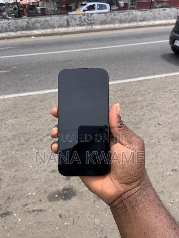 New Apple iPhone 16 Pro 128 GB Black photo 2