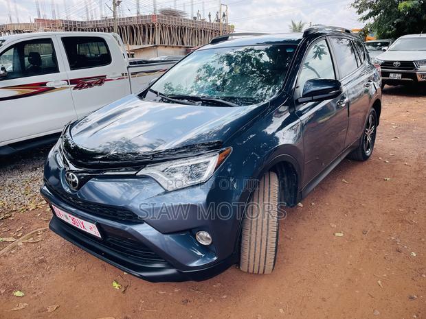 Toyota RAV4 Limited 4dr SUV AWD (2.5L 4cyl 6A) 2014 Blue
