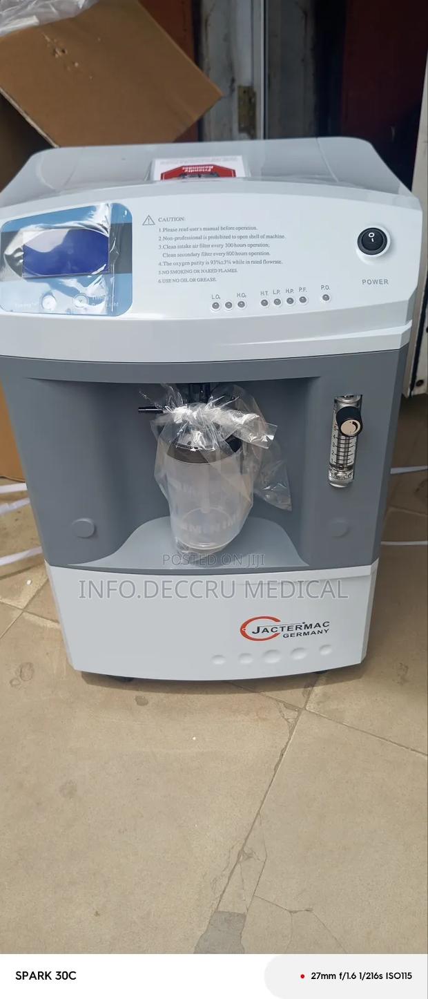 Oxygen Concentrator 5litres · Photo 3