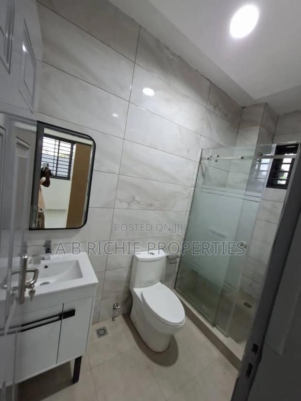 2bdrm Apartment in Ab Richie Properties, West Legon for rent · Photo 2