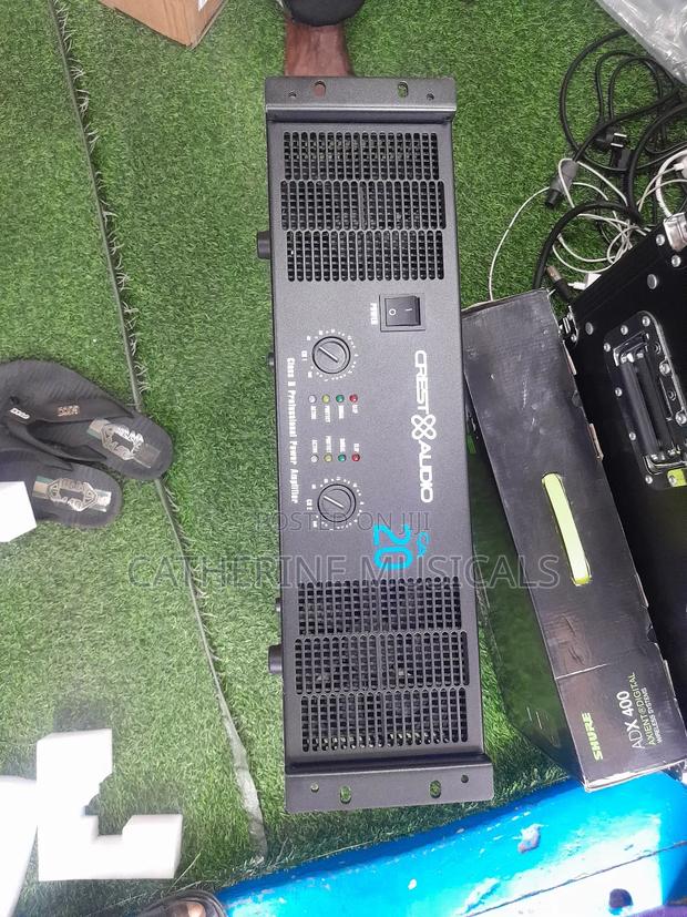 Crest Audio Ca20 Bass Amplifier · Photo 4