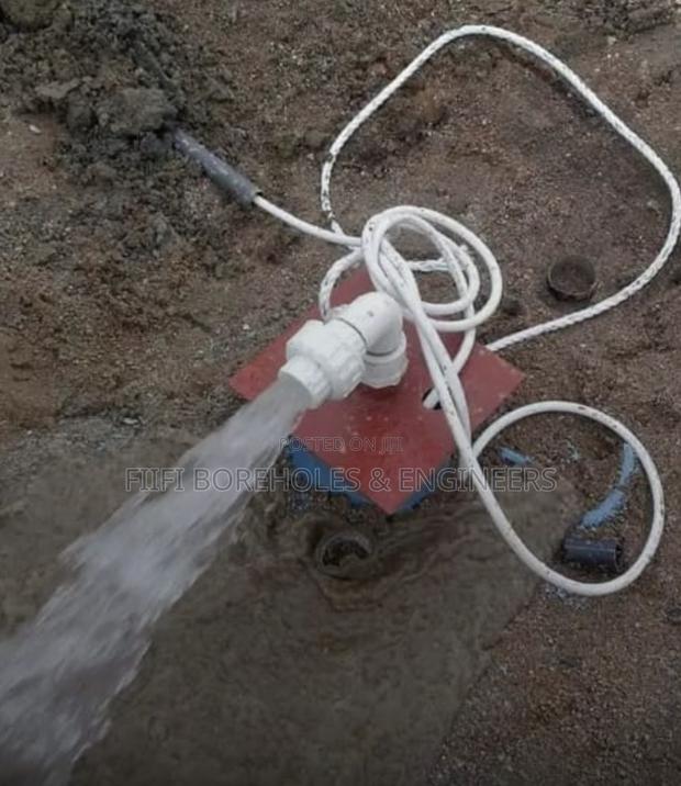Borehole Maintenance · Photo 4