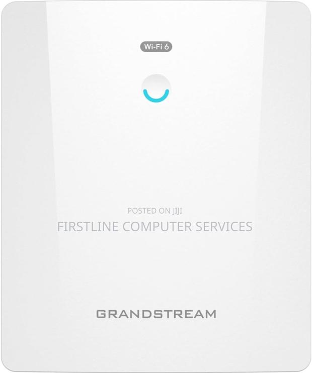 Outdoor Ax6000 Wi-Fi 6 Access Point · Photo 3