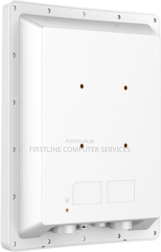 Outdoor Ax6000 Wi-Fi 6 Access Point · Photo 4