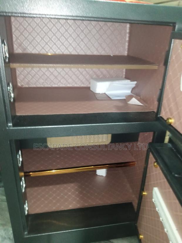 Cash Safe Heavy Duty Fire And Bullet Proof Double Door photo 4