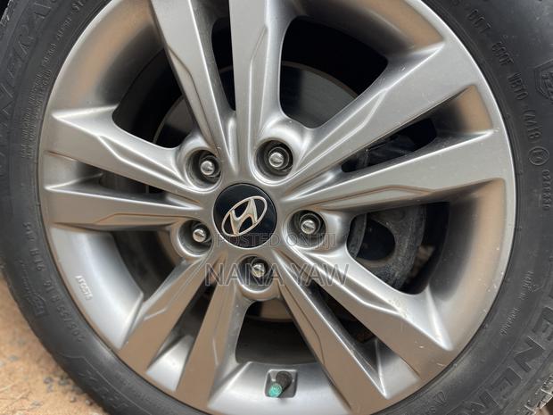 Hyundai Elantra SE 2018 Blue