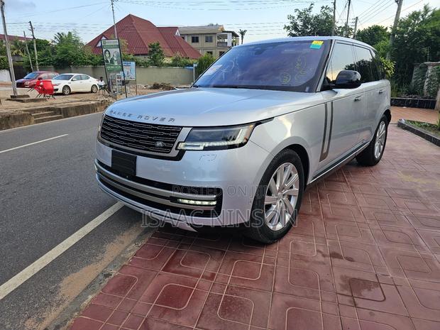 Land Rover Range Rover Evoque 2023 Gray