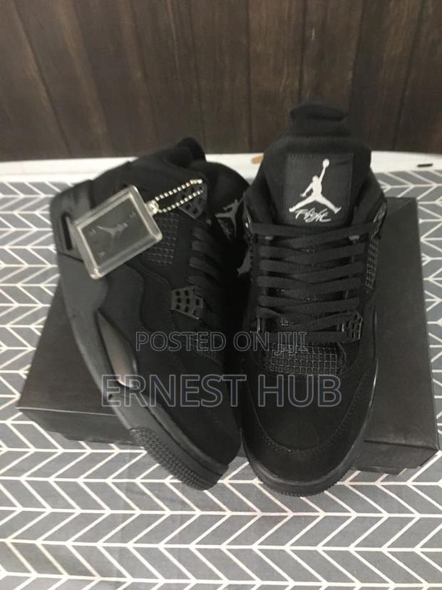 Air Jordan Four 4 Black · Photo 4