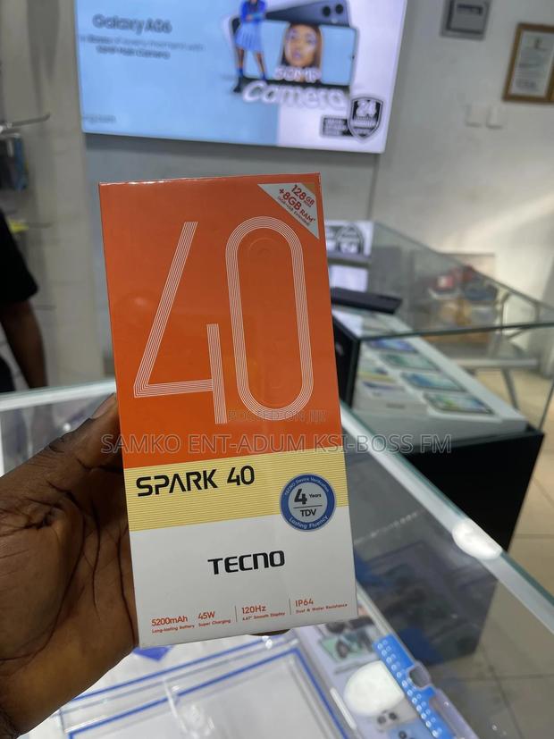 New Tecno Spark 40 128 GB Blue