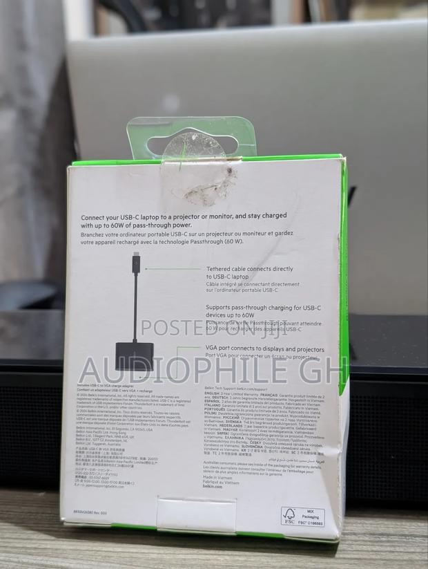 Belkin Usb-c To Vga + Charge Adapter · Photo 4
