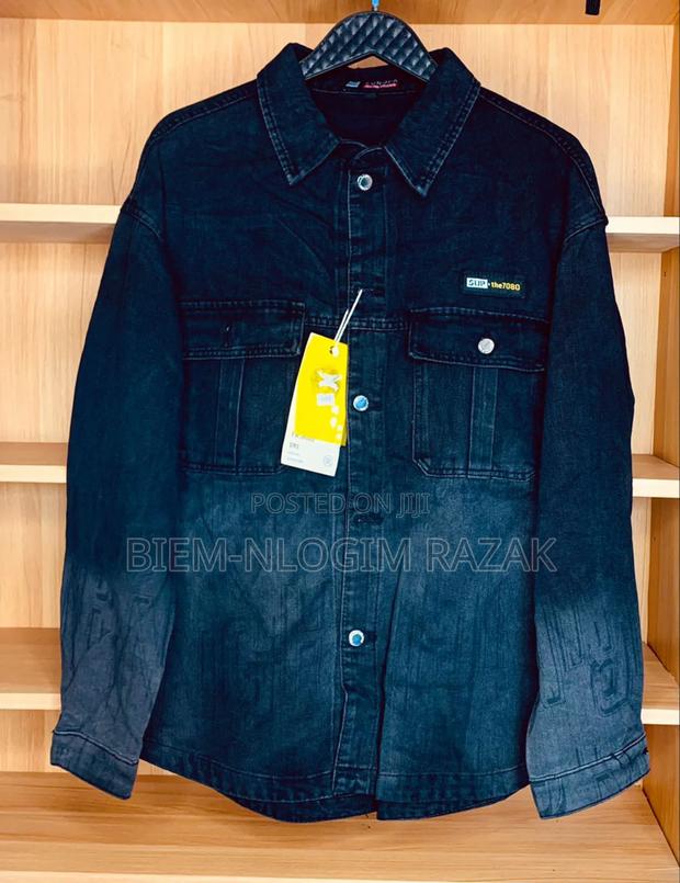 Original Denim Jeans Jacket Available in Stock · Photo 4