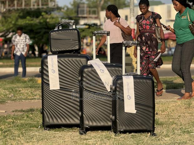 Four in One Luggage Large 28 ,Medium 24 Small 20 Cosmetic 13 · Photo 4