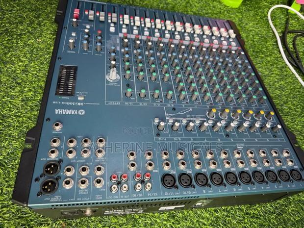 Yamaha Mg 166ccx 16channel Mixer · Photo 4