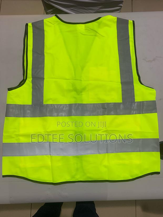 Safety Vest - Reflector · Photo 4