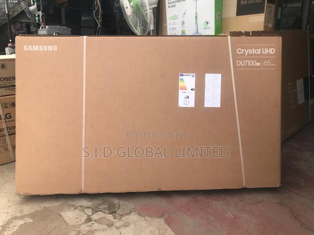 Smart Tizen Samsung Europe 2024 Crystal Uhd Ue65du7172 · Photo 3