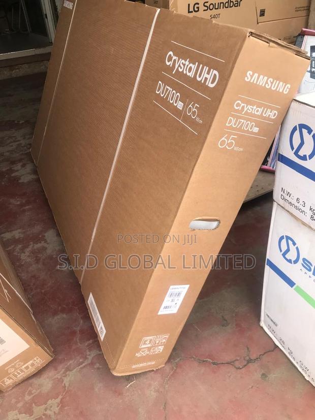Smart Tizen Samsung Europe 2024 Crystal Uhd Ue65du7172 · Photo 4