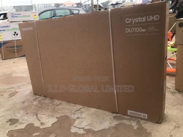 Samsung Crystal Ai Processor 65” 2024 Ue65du7172 Smart Tv · Photo 4