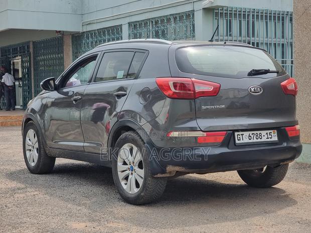 Kia Sportage SX 4dr SUV (2.0L 4cyl Turbo 6A) 2011 Gray