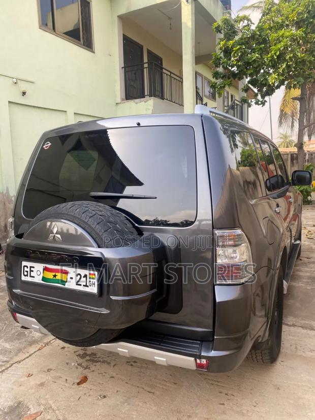 Mitsubishi Pajero V80 3.2 VR-II 2013 Gray