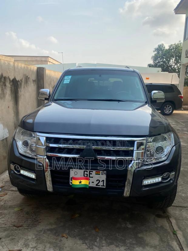 Mitsubishi Pajero V80 3.2 VR-II 2013 Gray