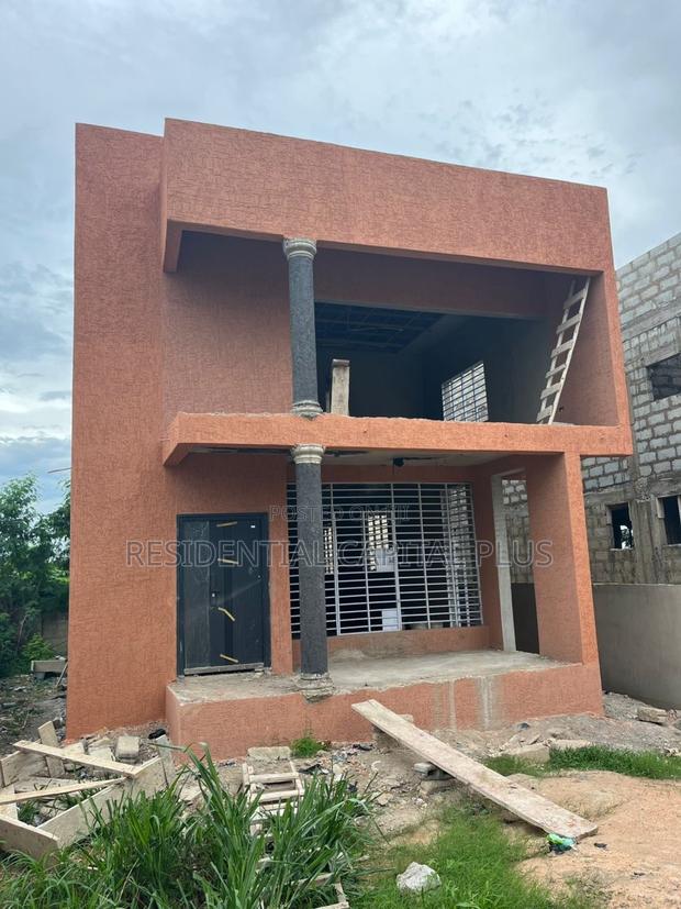 3bdrm Duplex in Ofaakor, Kasoa for sale · Photo 1