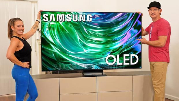 Samsung 77" Oled S90d Smart Ai Tv · Photo 3