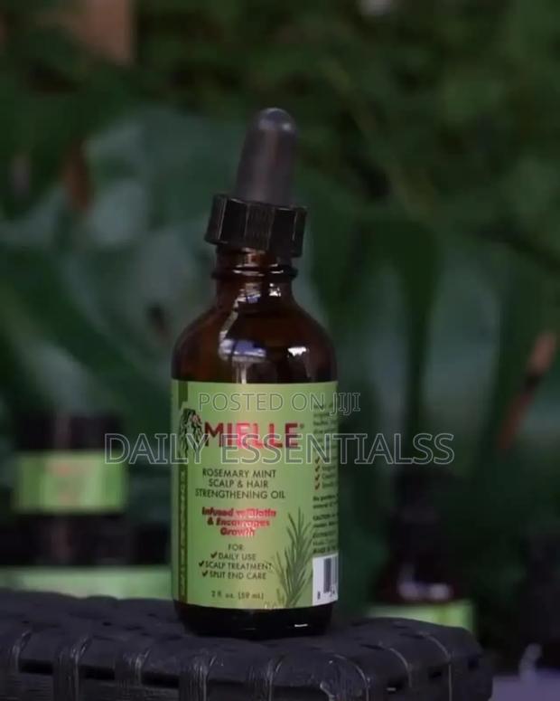 Stronger Hair Starts With Mielle · Photo 2