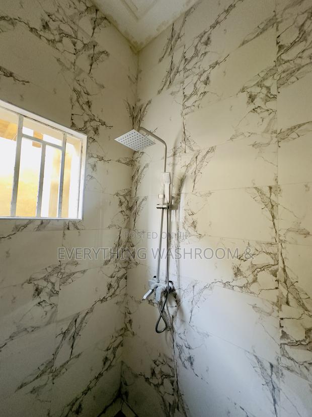 Antirust Shower Complete_Shower Set 3 in 1 · Photo 3
