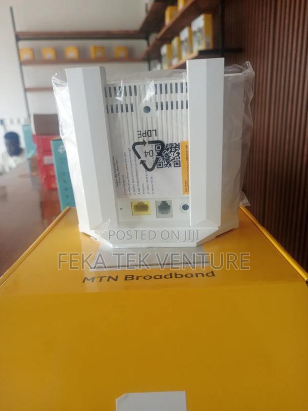 Universal MTN 4g Router + Powerbank · Photo 2