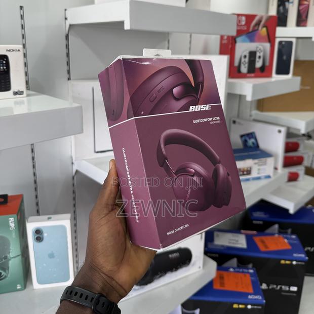 Bose Quietcomfort Ultra Headphones · Photo 4
